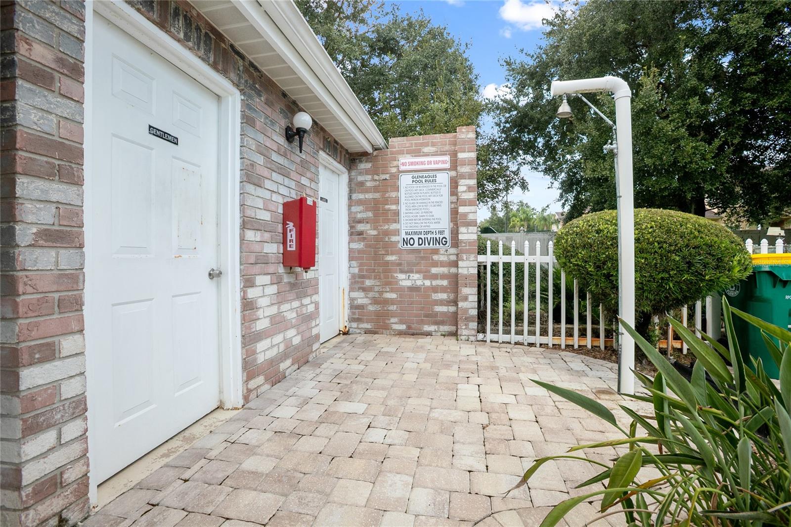 2500 S GLEN EAGLES DR