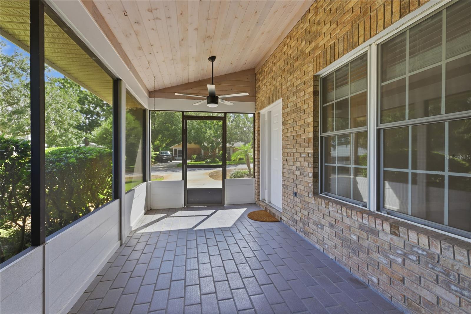 2500 S GLEN EAGLES DR