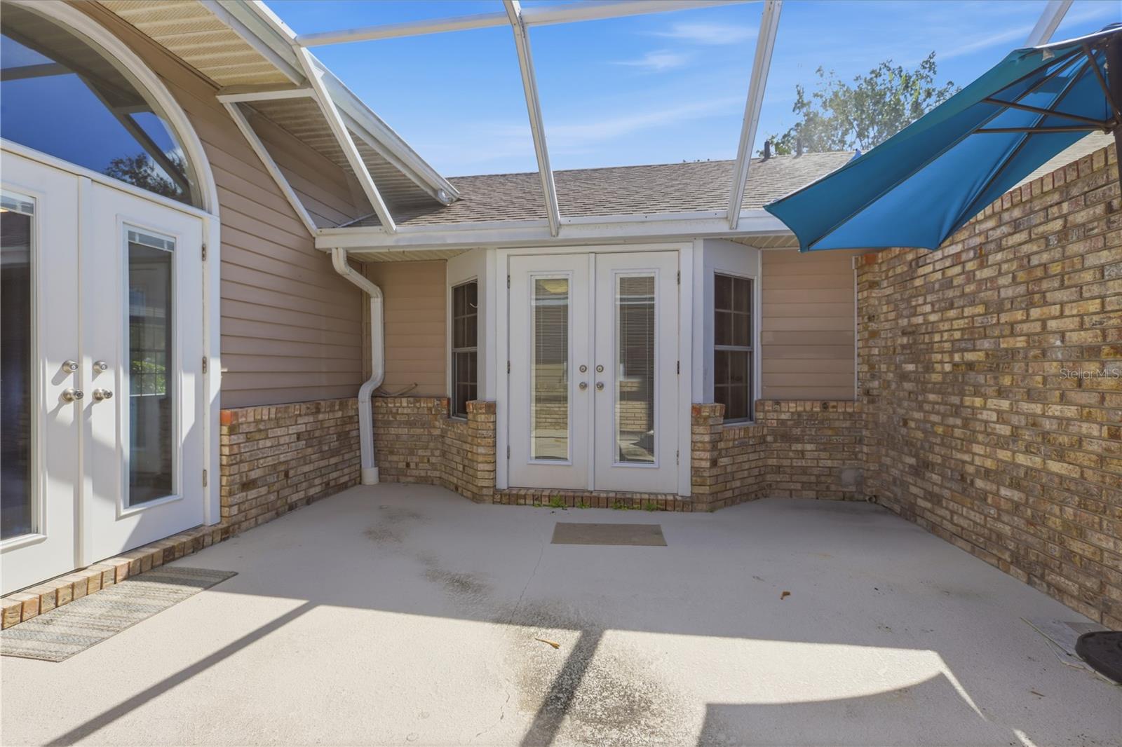 2500 S GLEN EAGLES DR