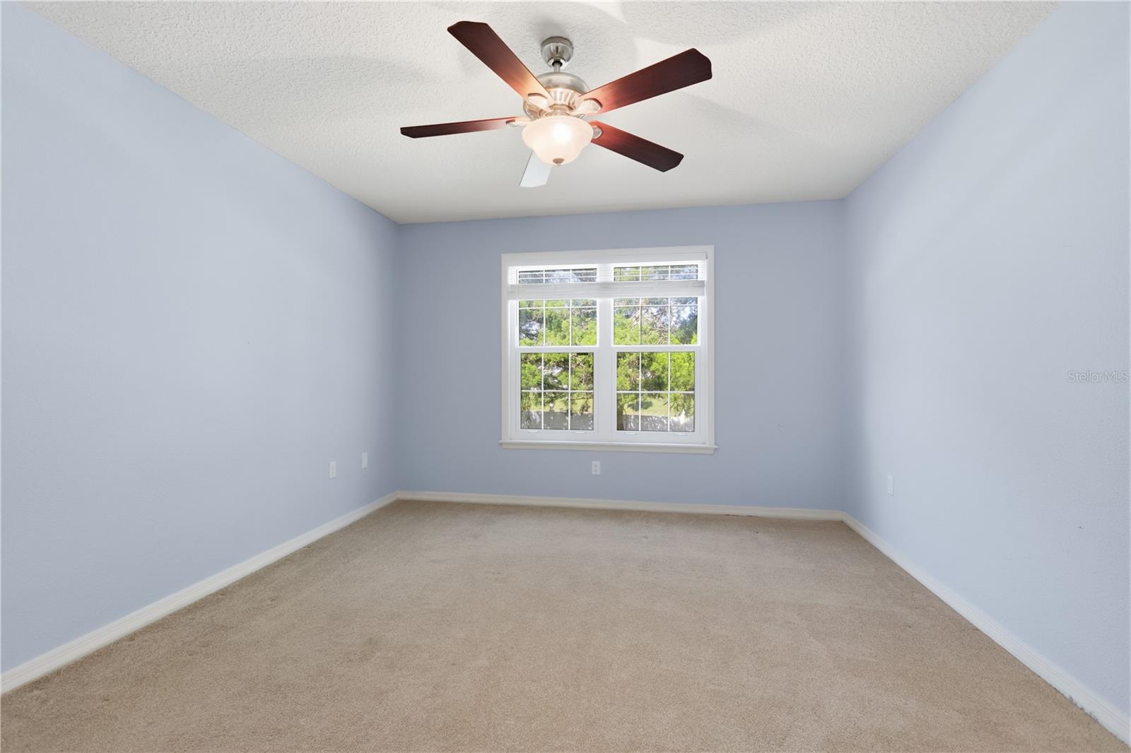 2500 S GLEN EAGLES DR