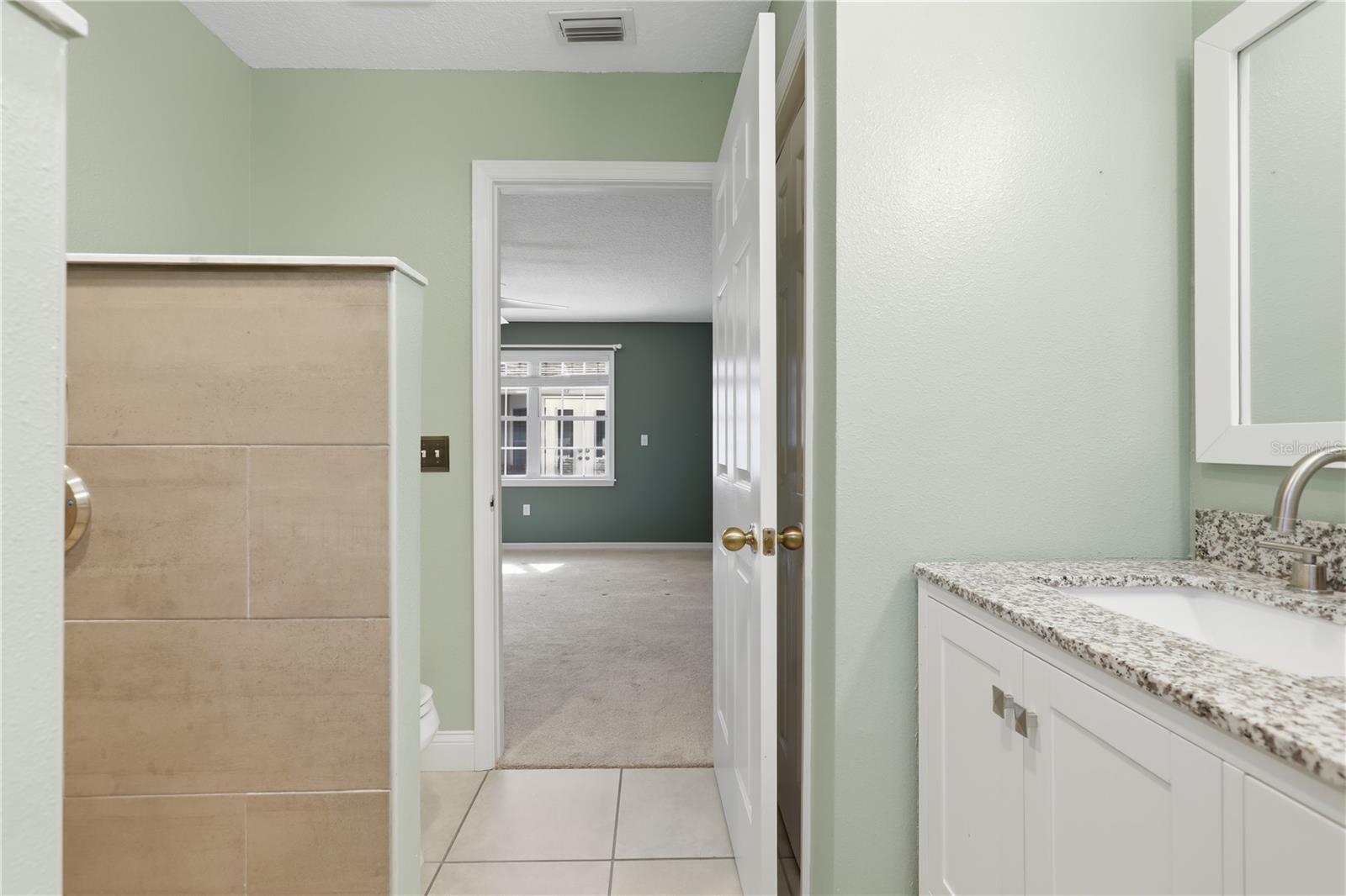 2500 S GLEN EAGLES DR