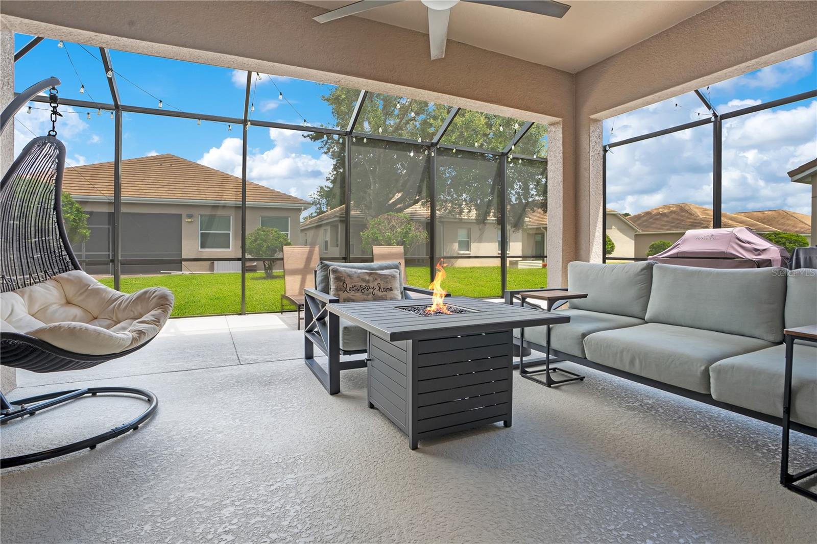 586 NEWHALL LN