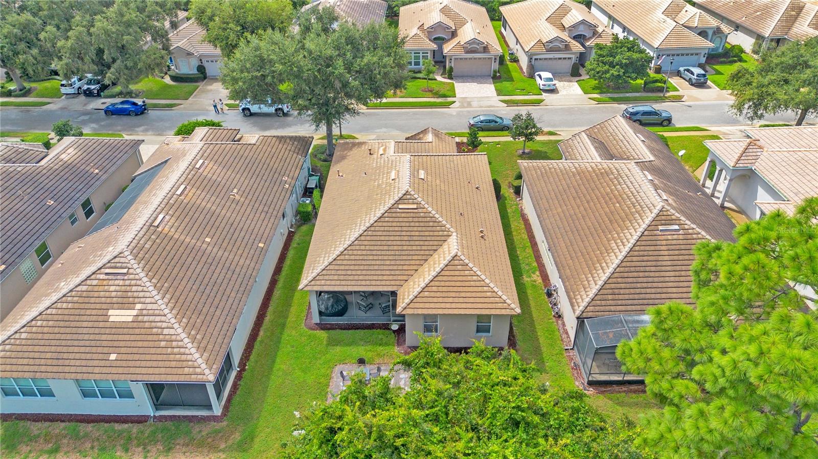 526 NEWHALL LN