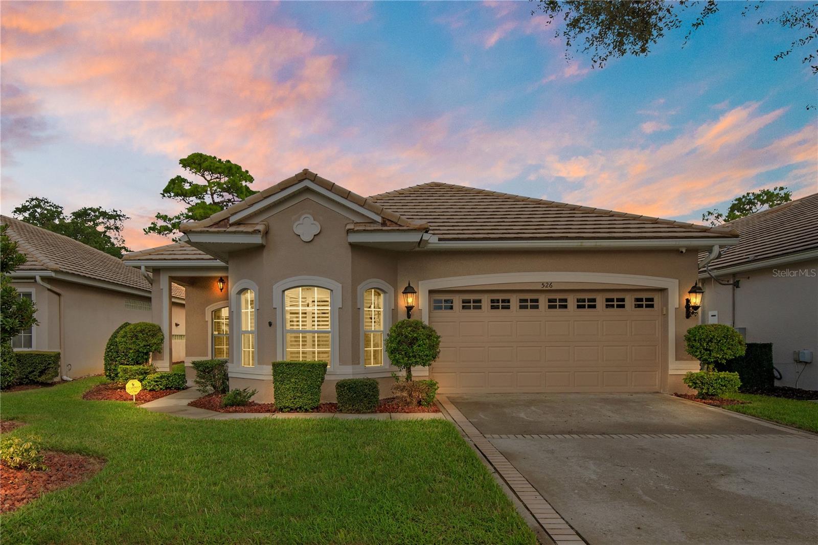 526 NEWHALL LN