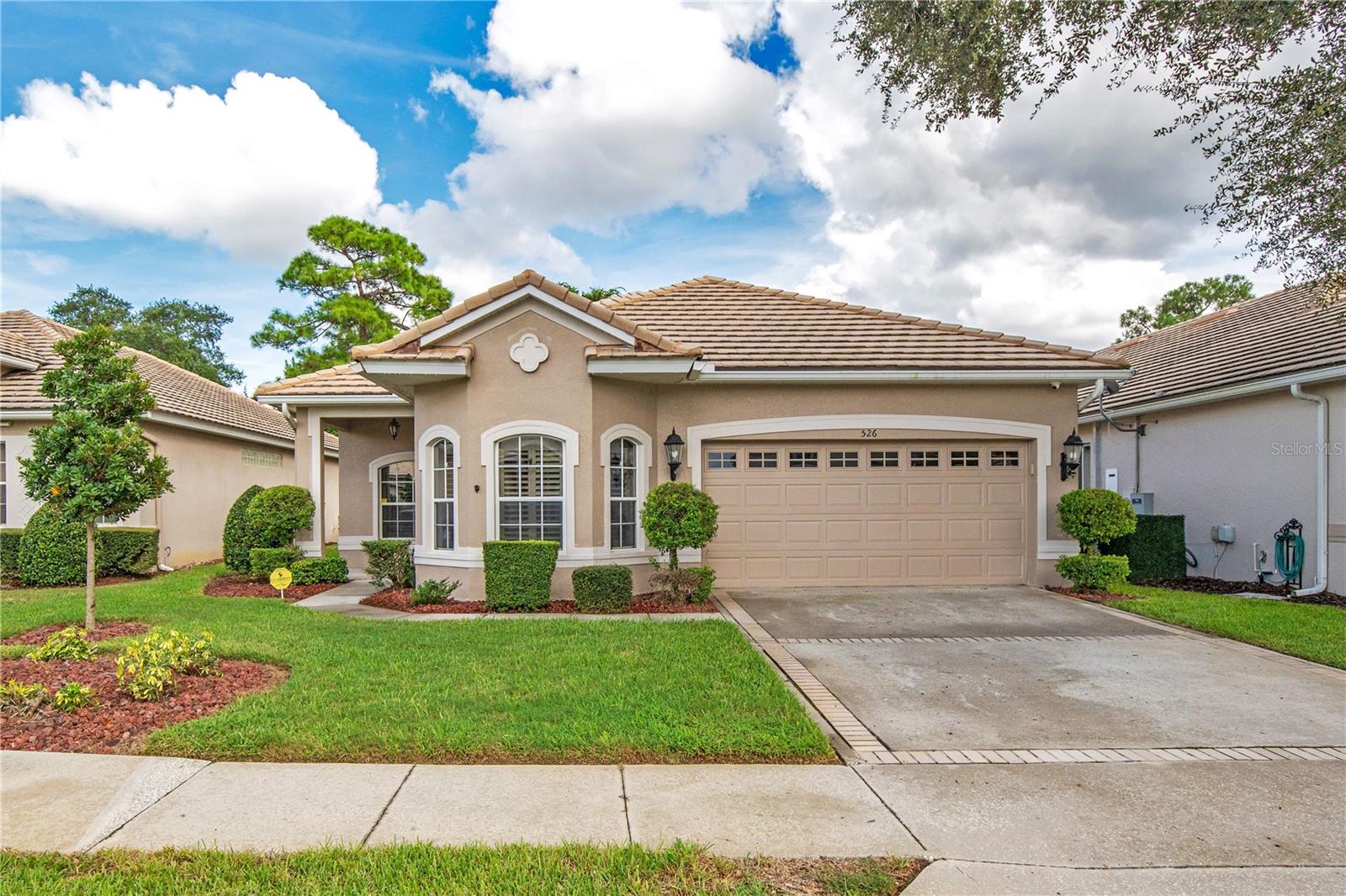 526 NEWHALL LN