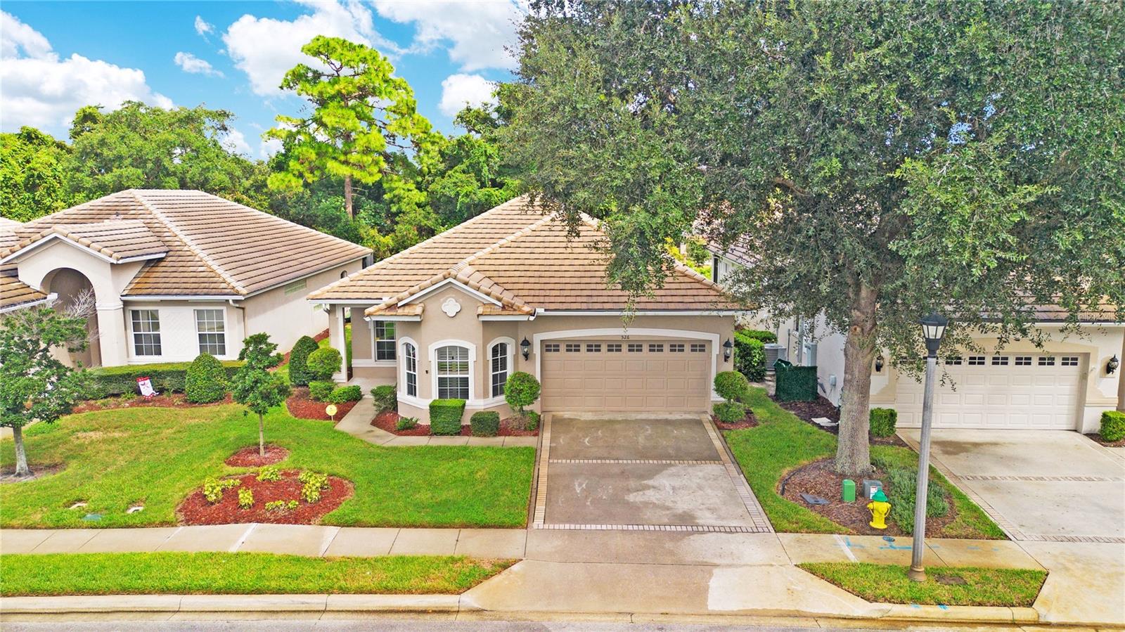 526 NEWHALL LN