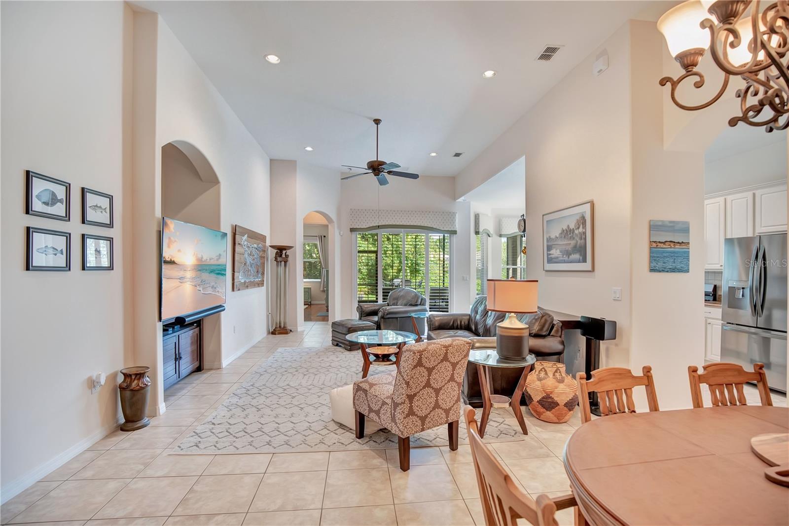 526 NEWHALL LN