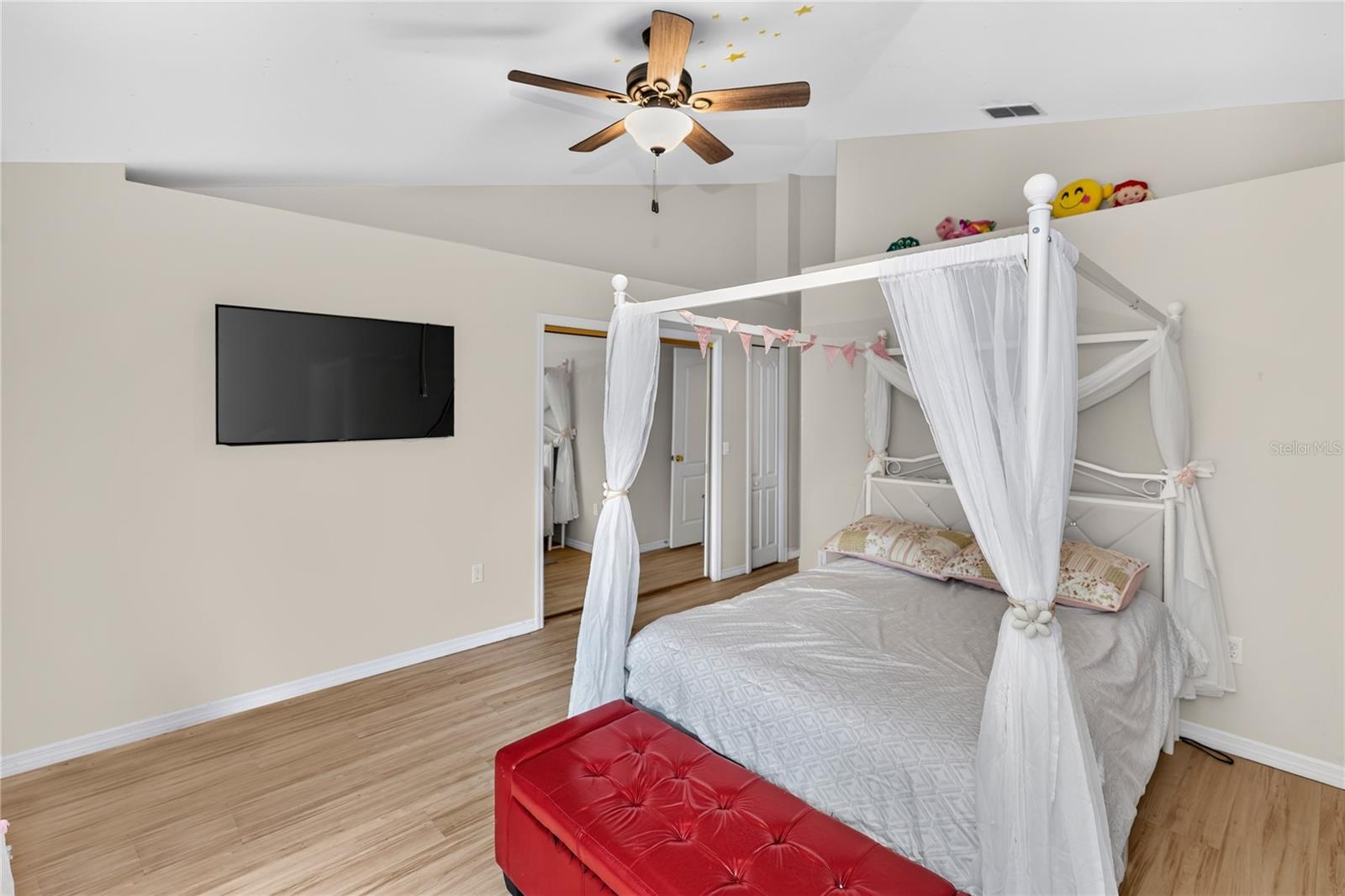 417 GREENRIDGE CT