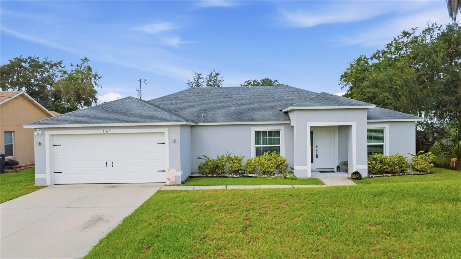 1162 NE PRESCOTT BLVD