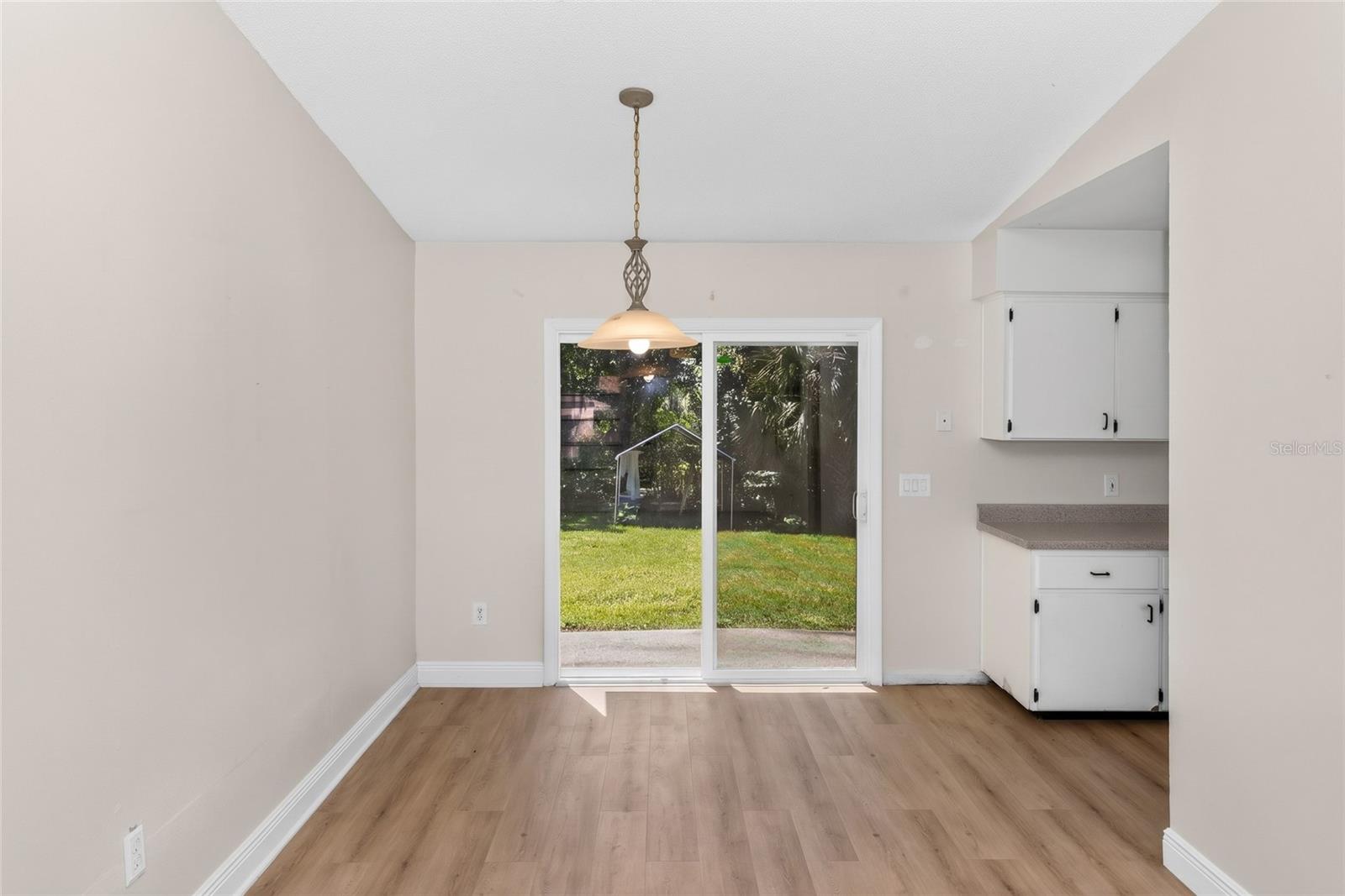 209 DELESPINE DR