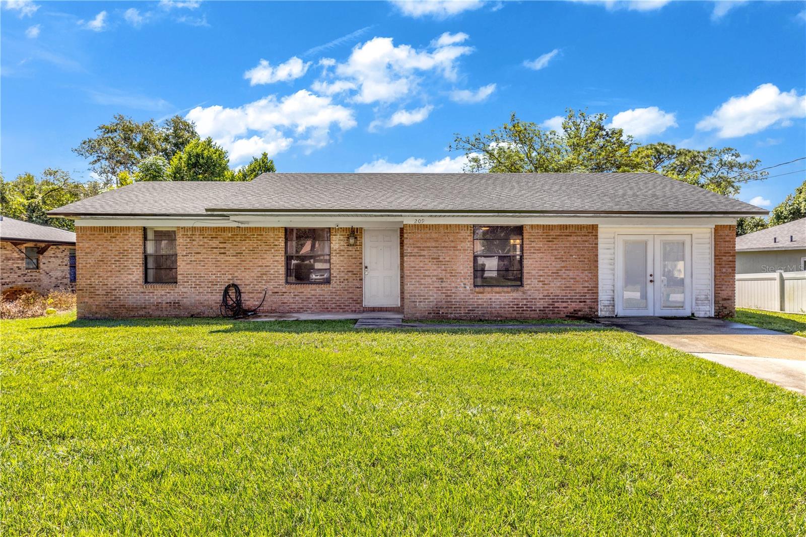 209 DELESPINE DR