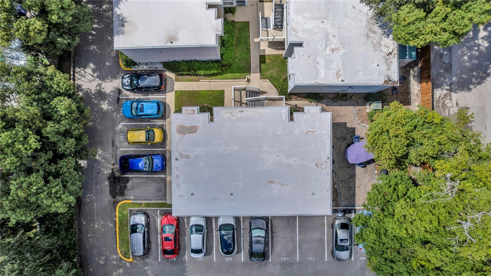 629 DELANEY AVE #18