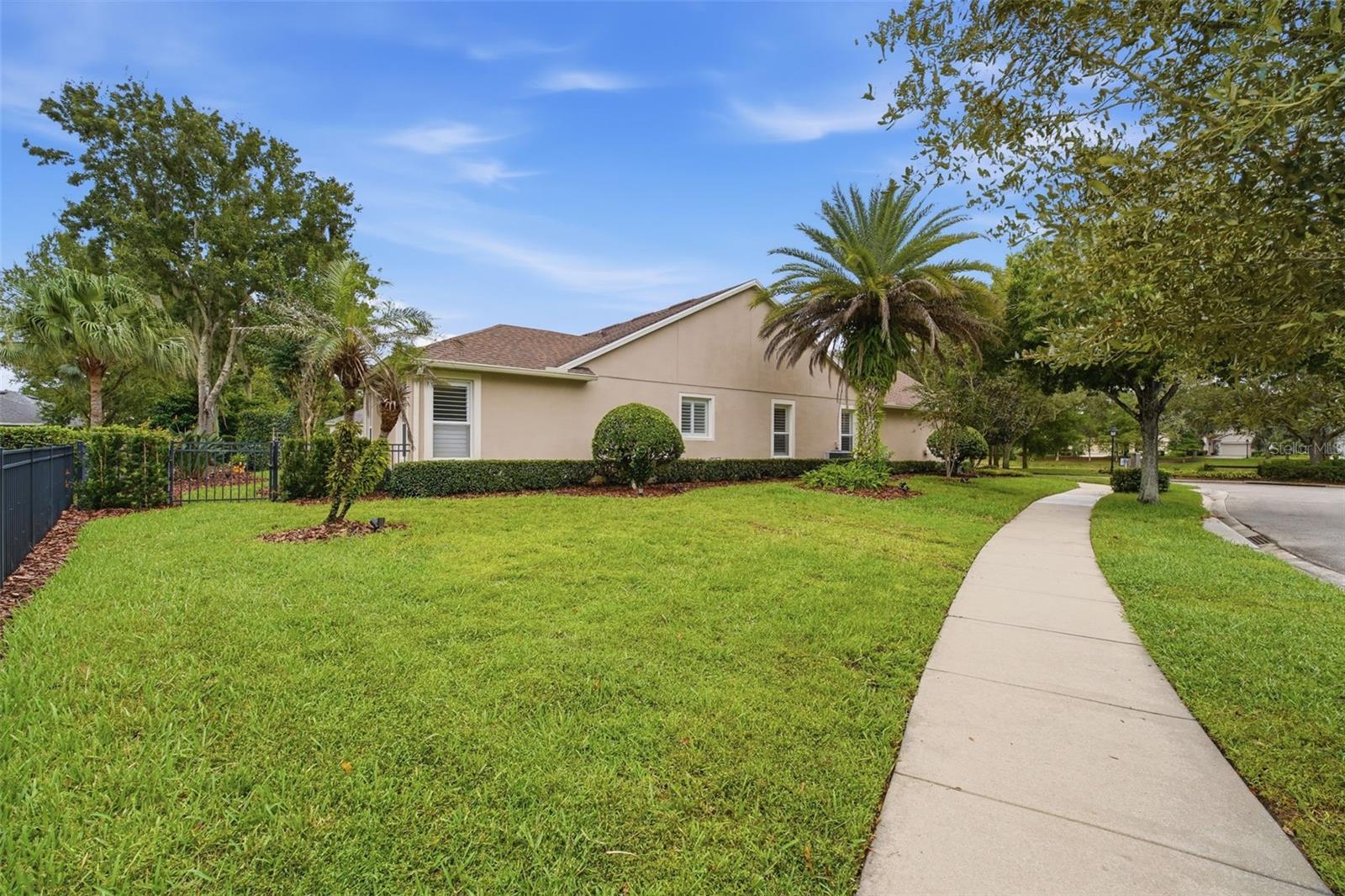 1024 HERON POINT CIR