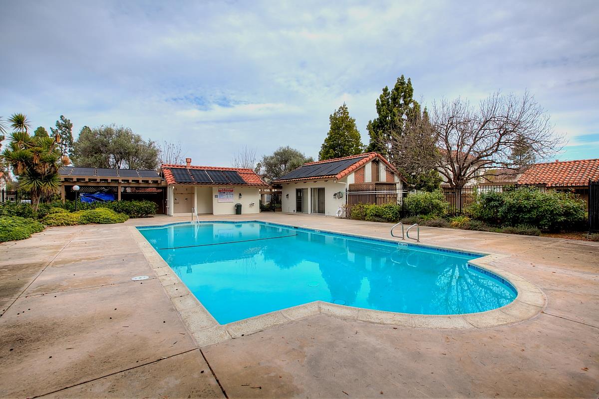 5919 Randleswood Court