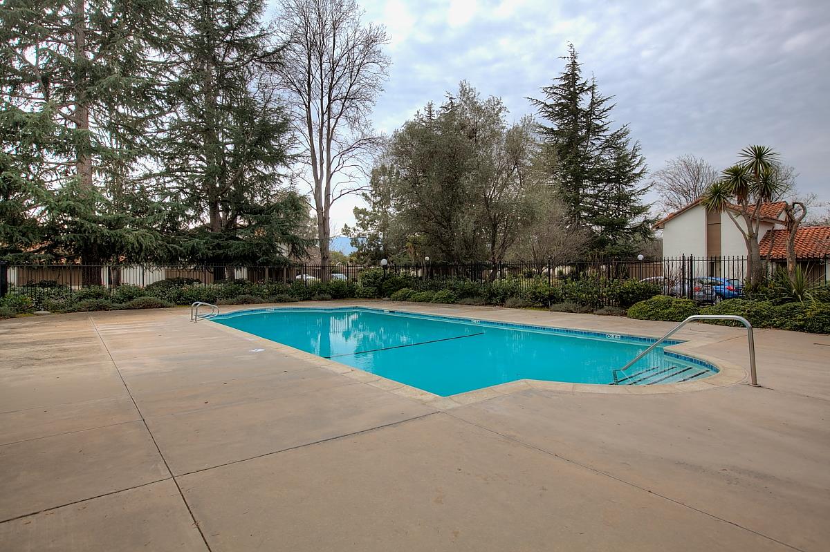 5919 Randleswood Court