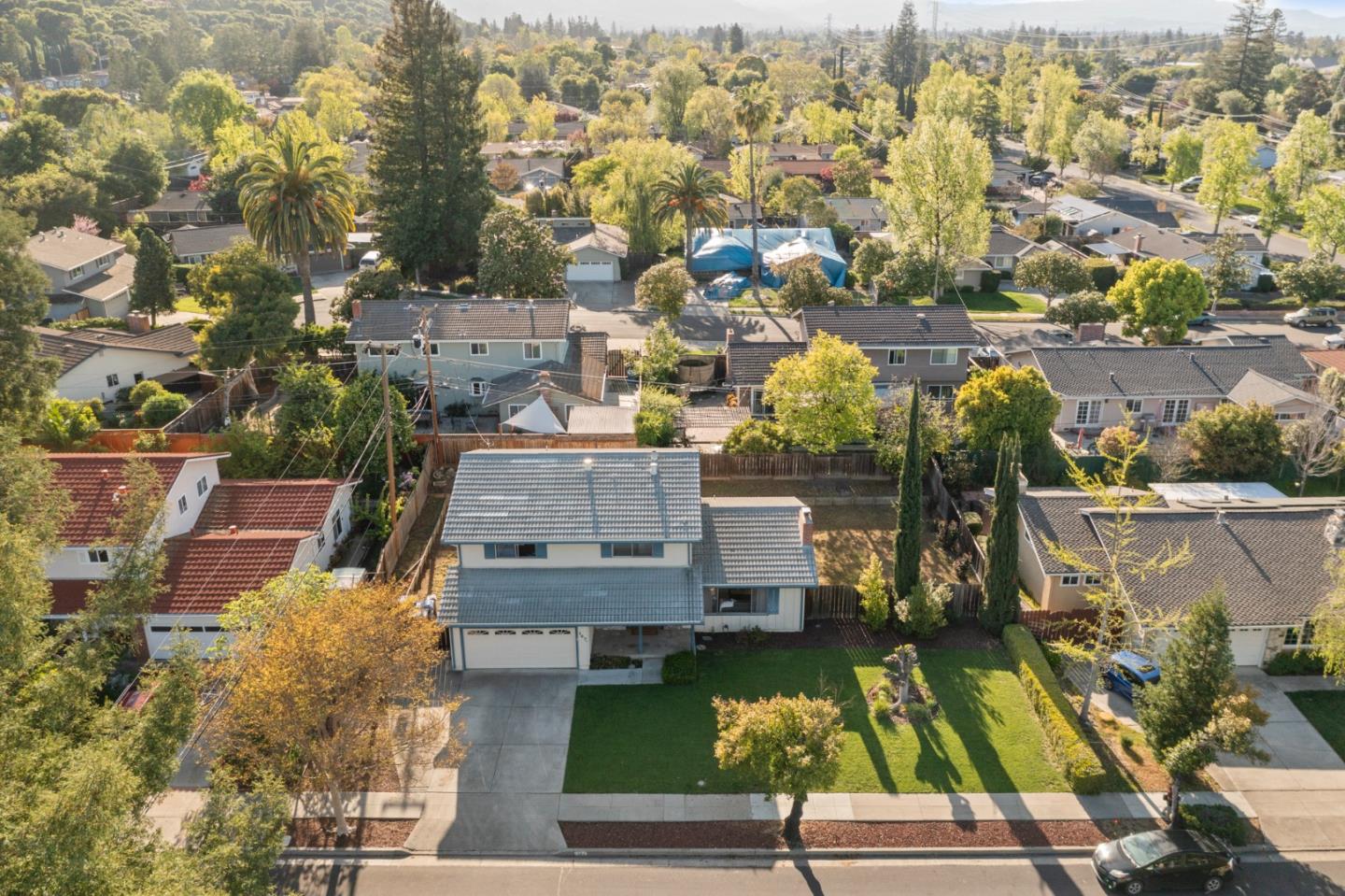 167 Kensington Way