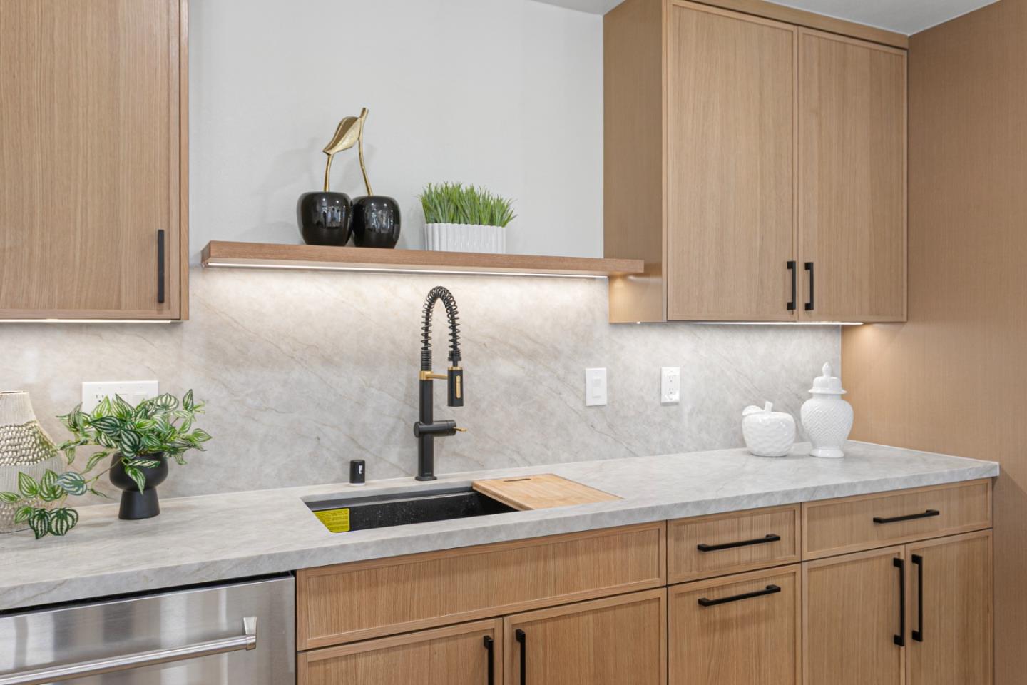 1172 Longfellow Avenue