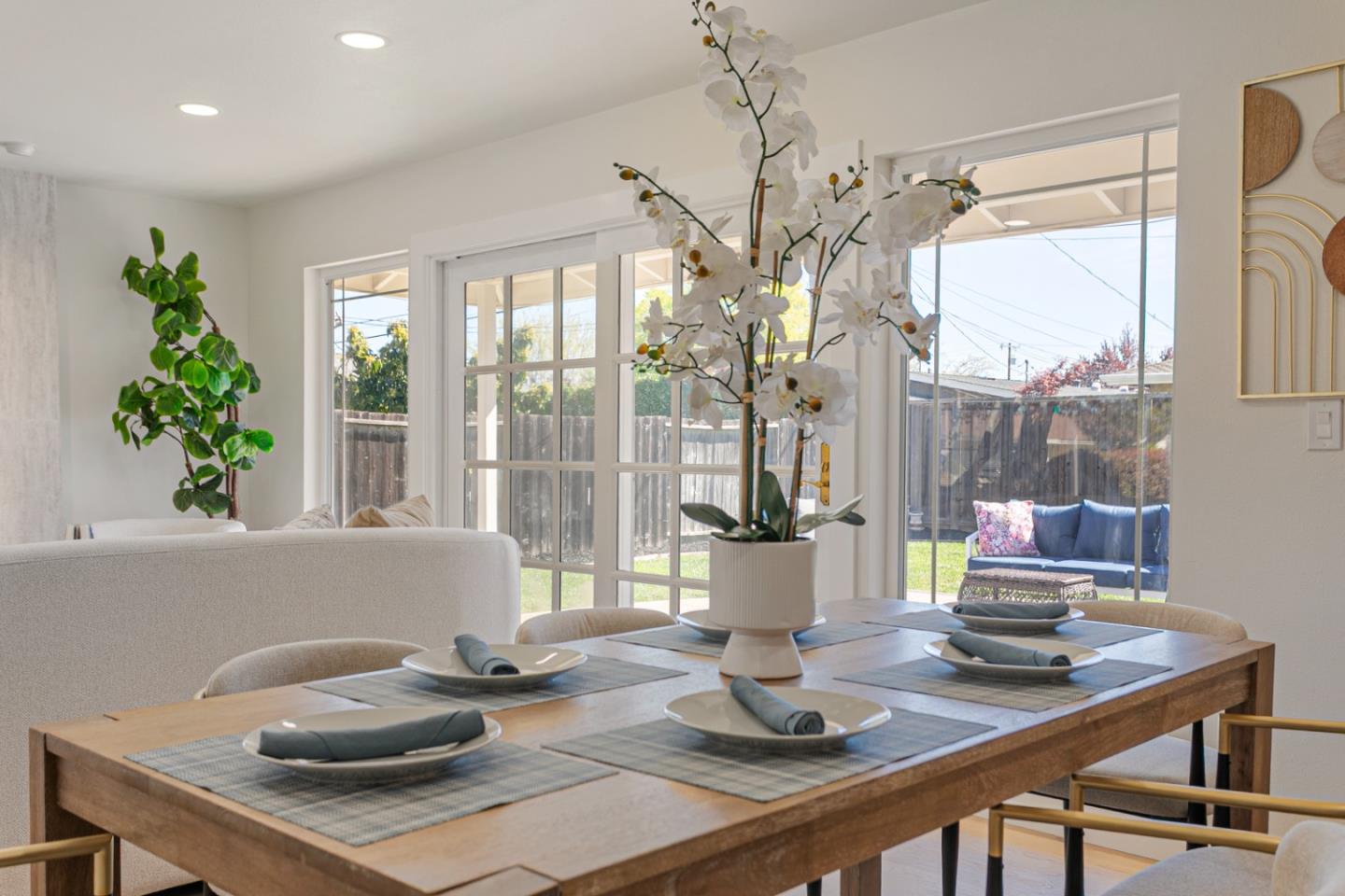 1172 Longfellow Avenue