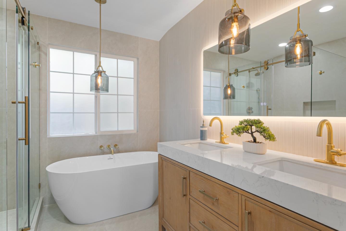 1172 Longfellow Avenue