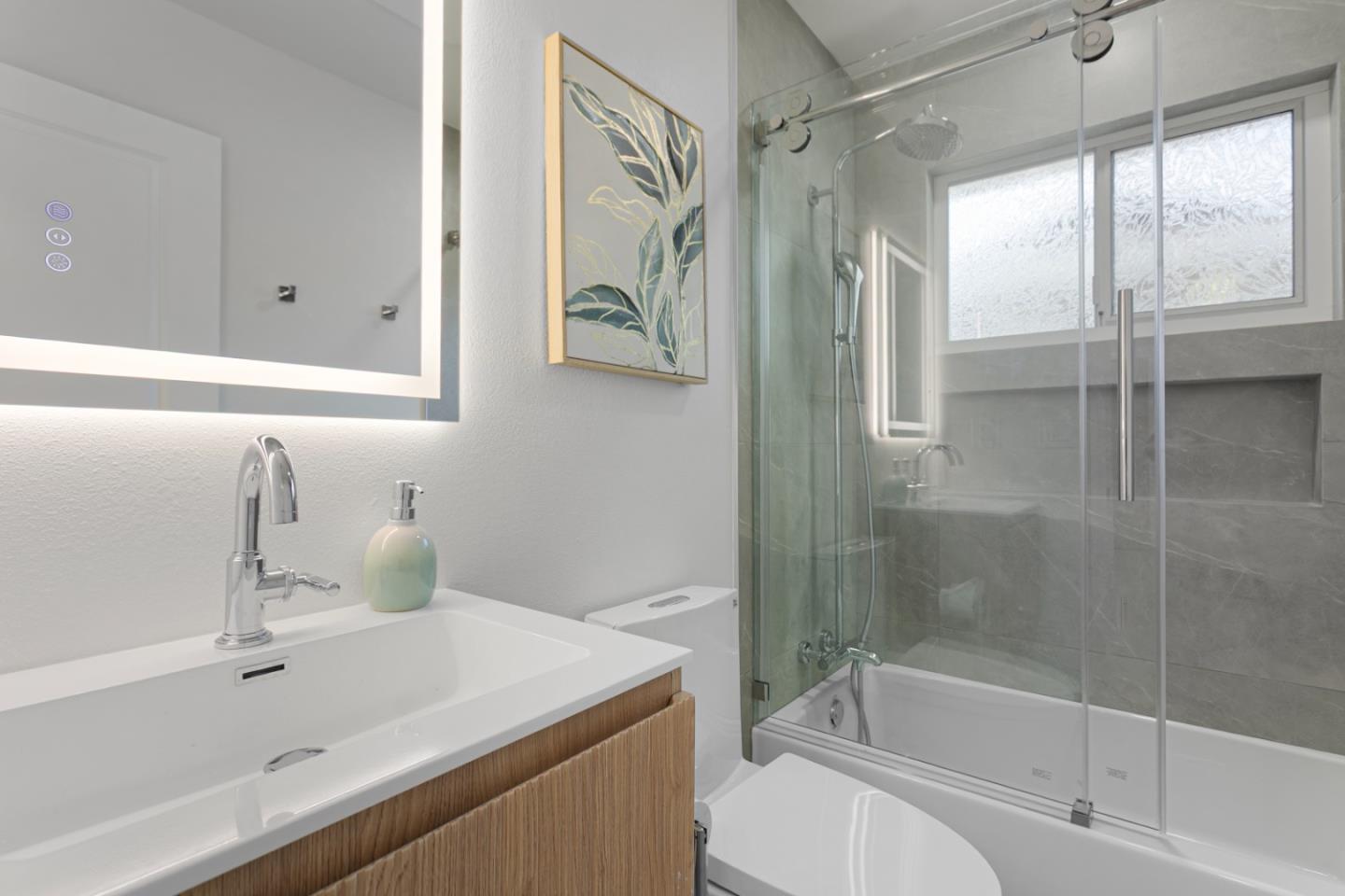 1172 Longfellow Avenue