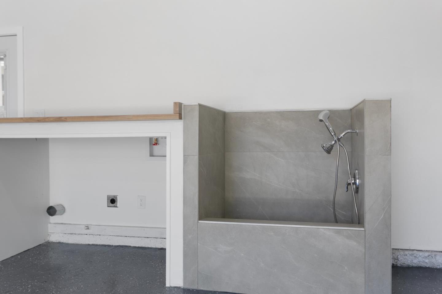 1172 Longfellow Avenue