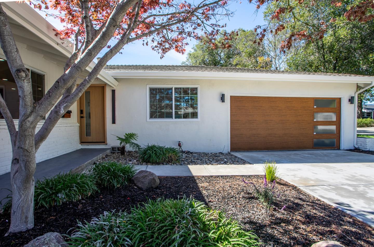 1172 Longfellow Avenue