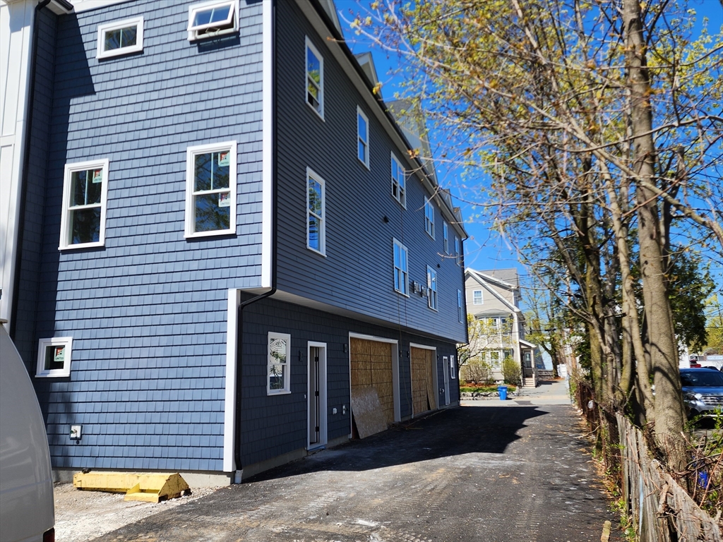 122 Russell St # 1