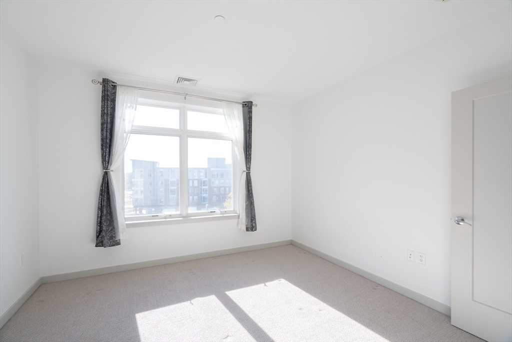 180 Telford St # 514