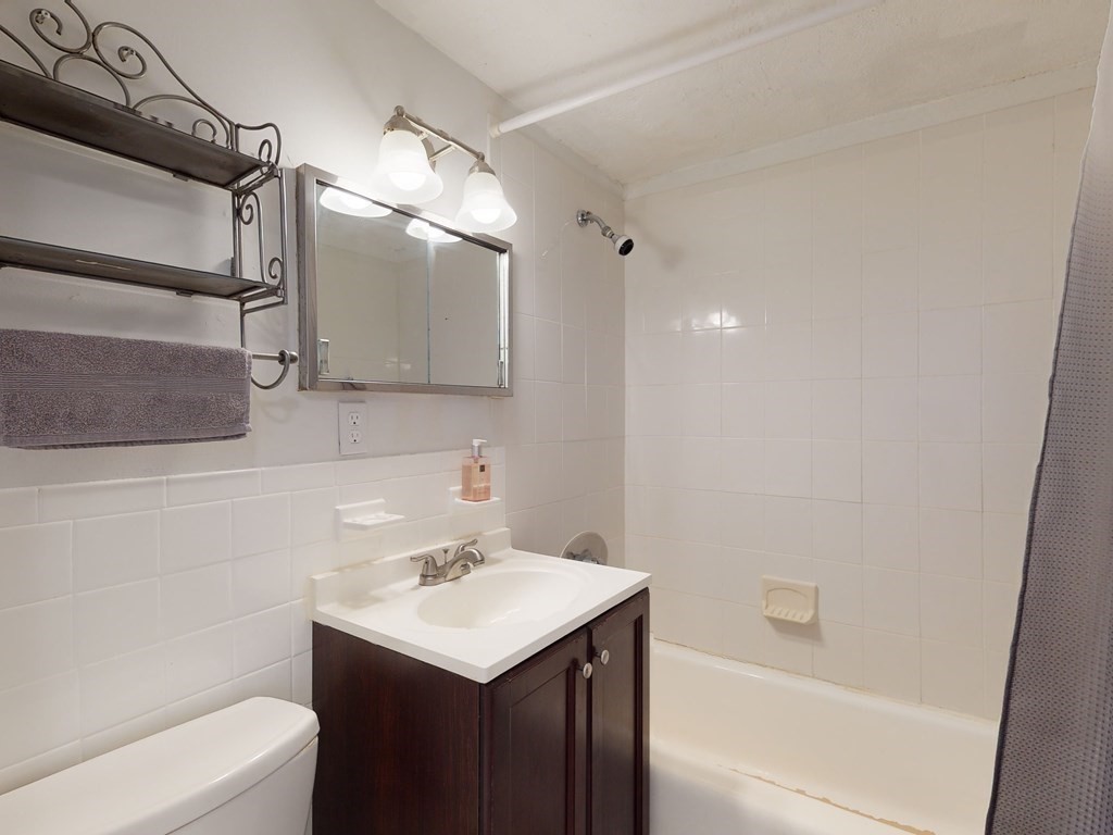 205 Kent St # 45