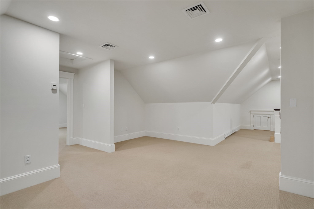 42 Clarke St
