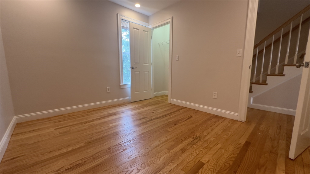 18 Middle St # 2