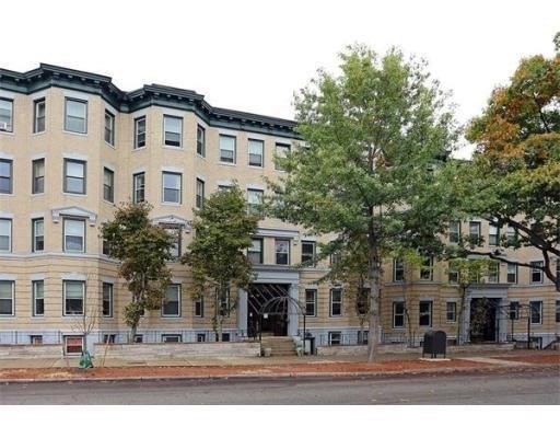 1419 Commonwealth Ave # 303 Unit: 2-303