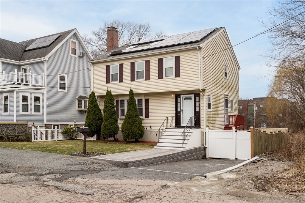 8 Grouse St