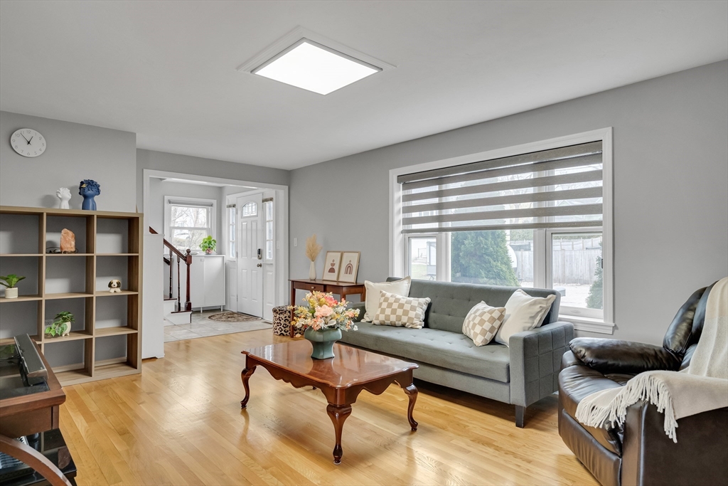 8 Grouse St