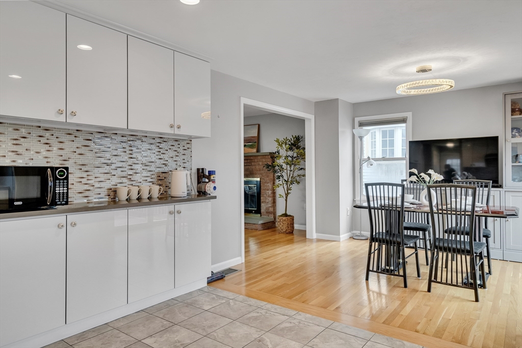 8 Grouse St