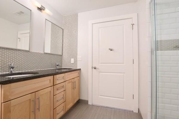 1501 Commonwealth Ave # 301