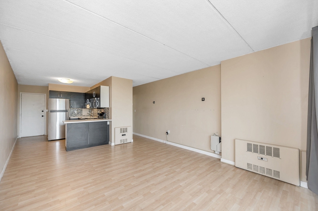 200 Swanton St # 640