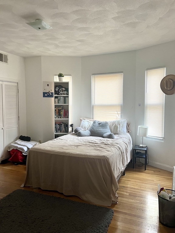 28 Franklin Street # 1