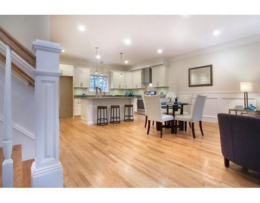 17 Sylvia St # 17