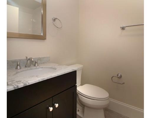 17 Sylvia St # 17