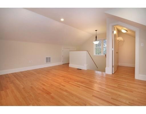 17 Sylvia St # 17