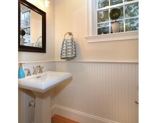 17 Sylvia St # 17