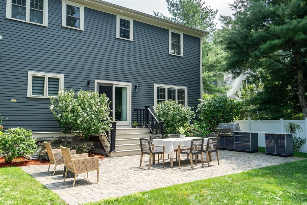 7 Sheridan St