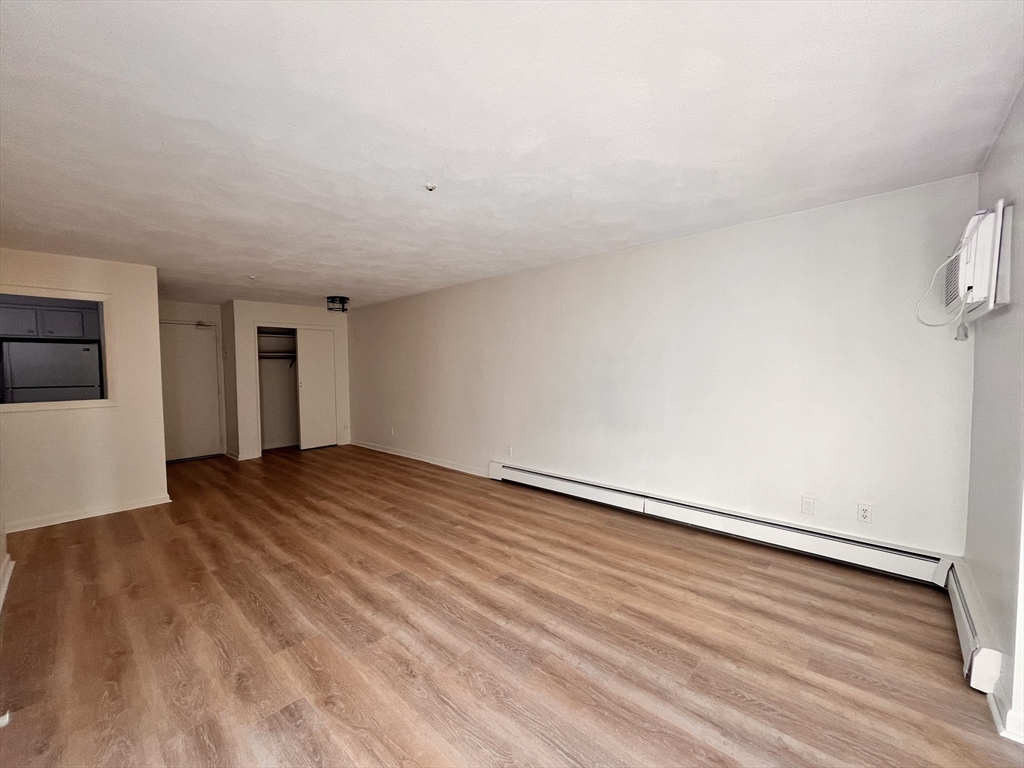100 Grandview Ave # 3B