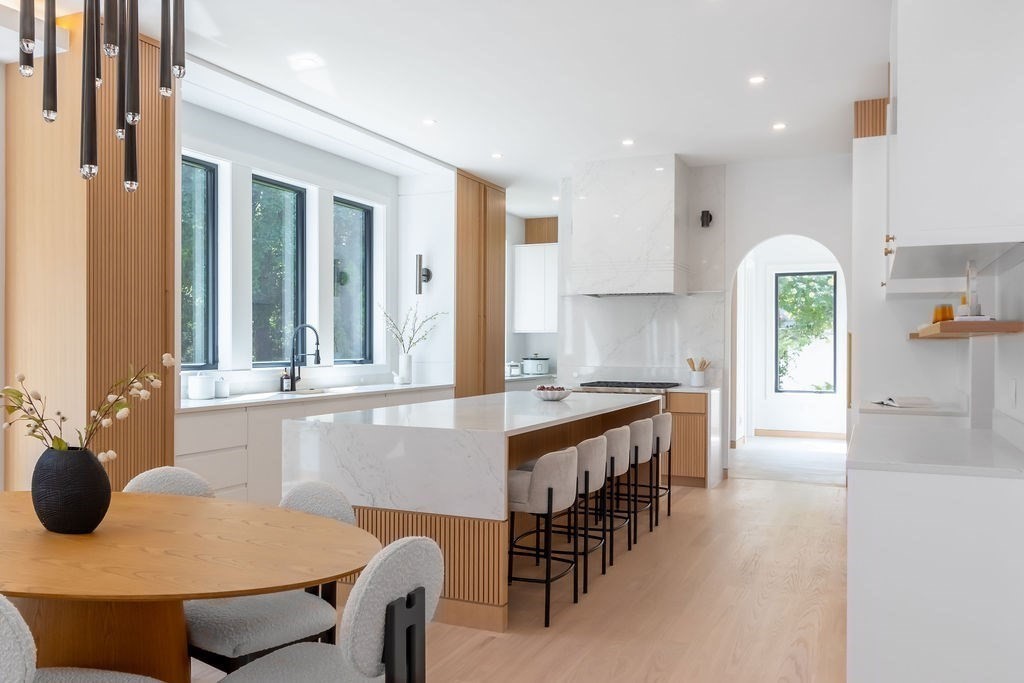 52 Sharpe Rd