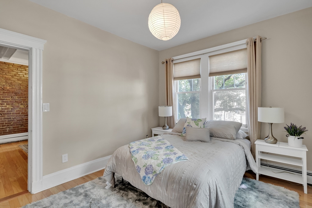 82 Hancock St # 1