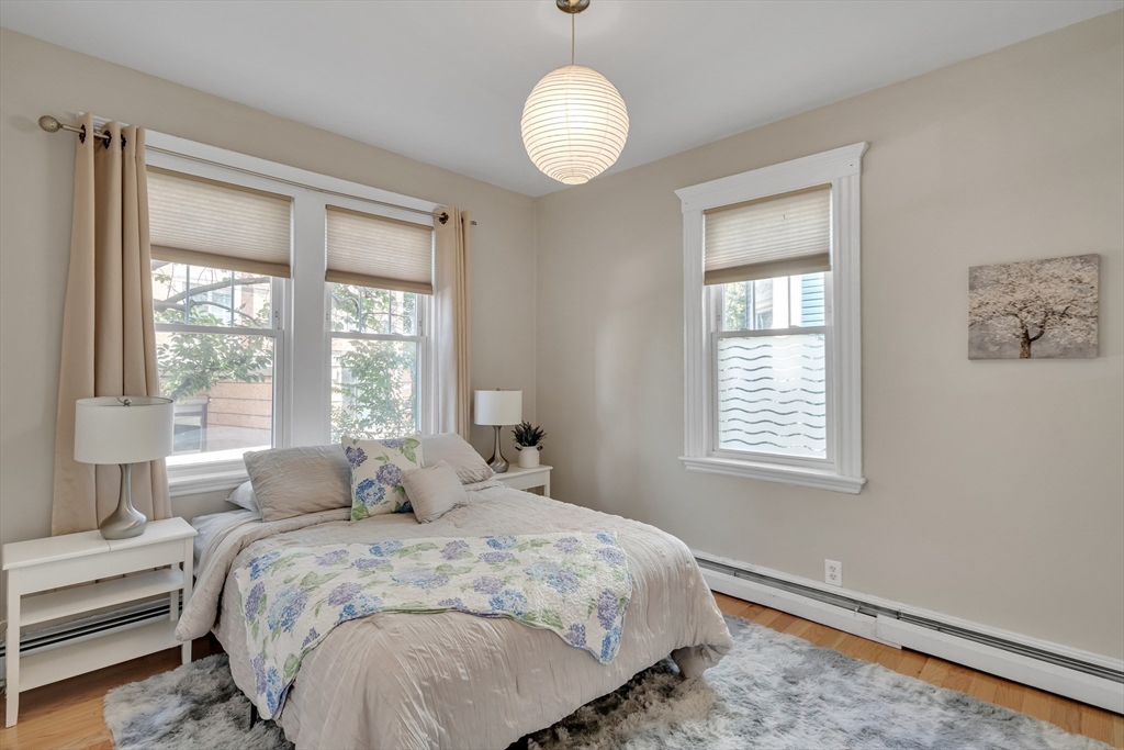 82 Hancock St # 1