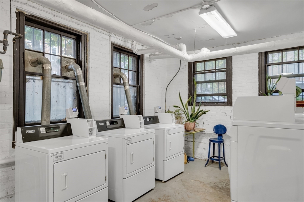 4 Crawford St # 11