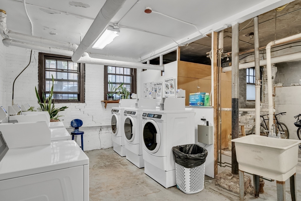 4 Crawford St # 11
