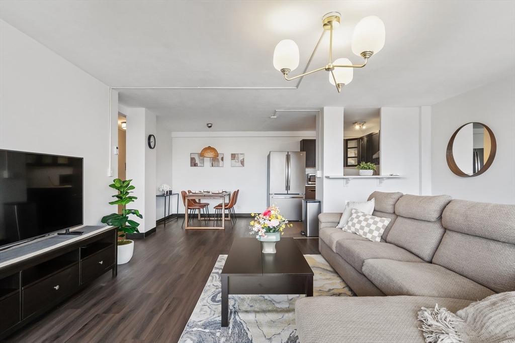 60 Babcock St # 43